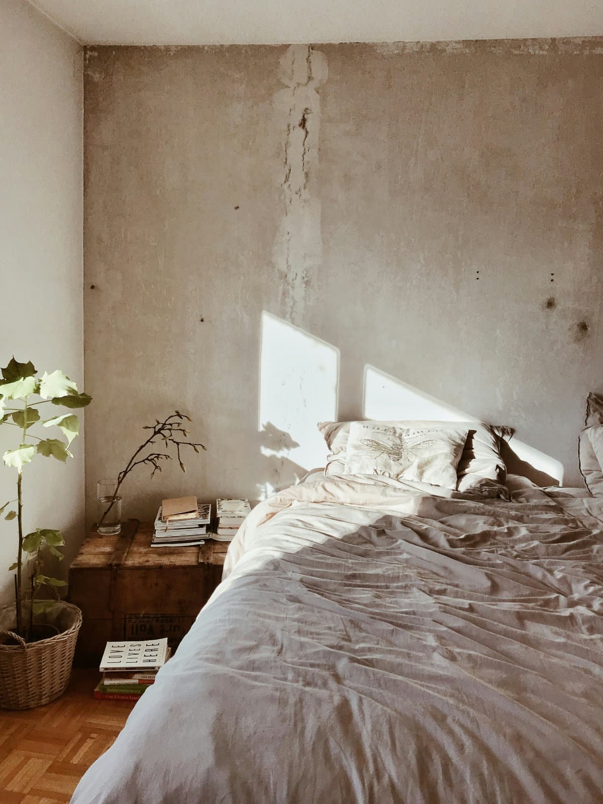 Plaster and concrete bedroom mockup